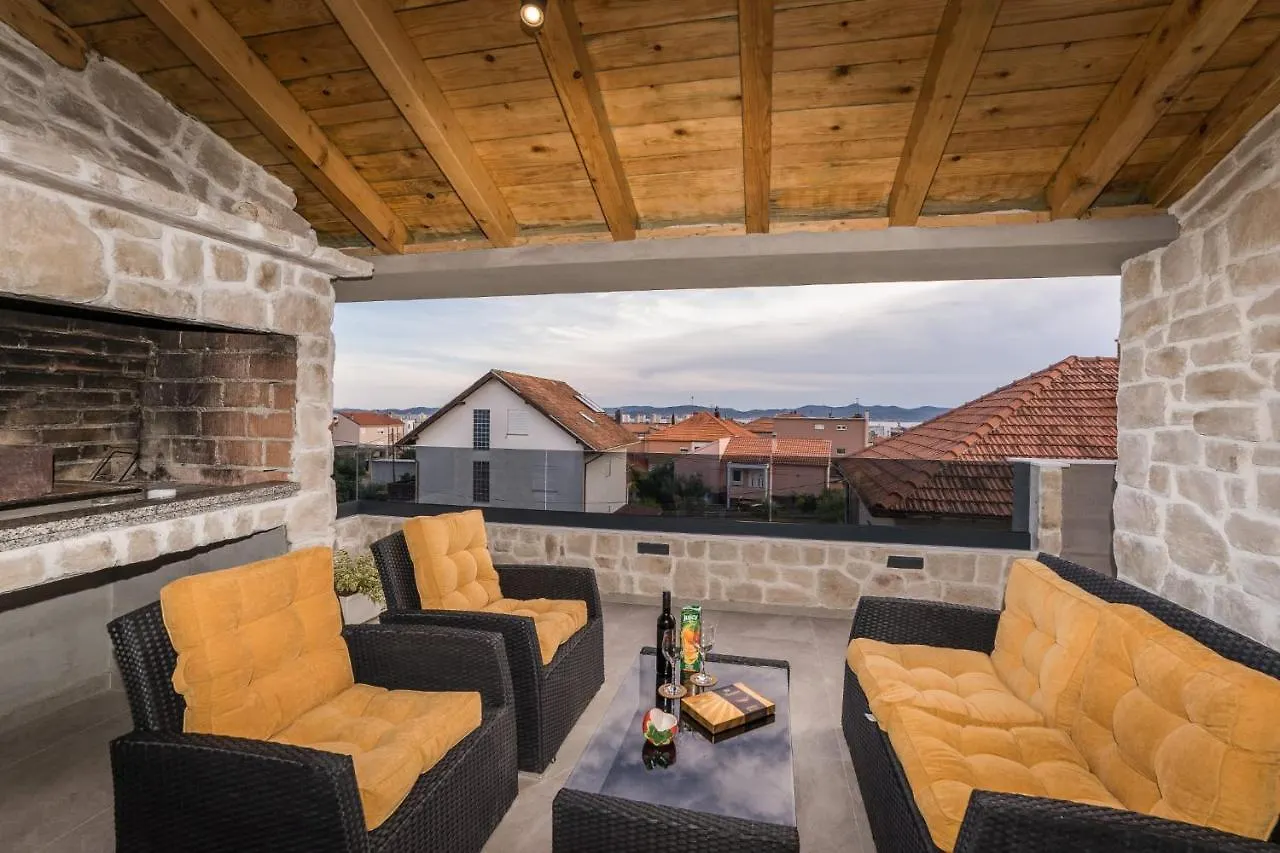 Relax 3Bdr Apartment With Terrace And Bbq 자다르 0*,
